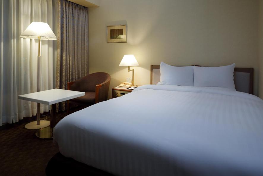 Miyako Hotel Yokkaichi Bagian luar foto