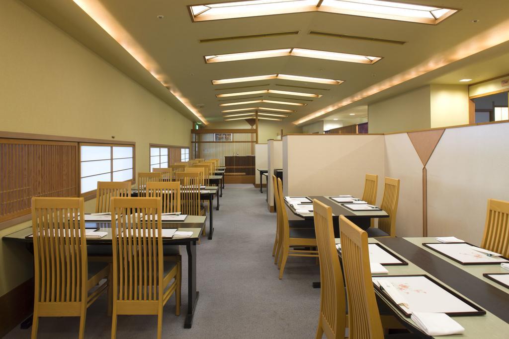 Miyako Hotel Yokkaichi Bagian luar foto
