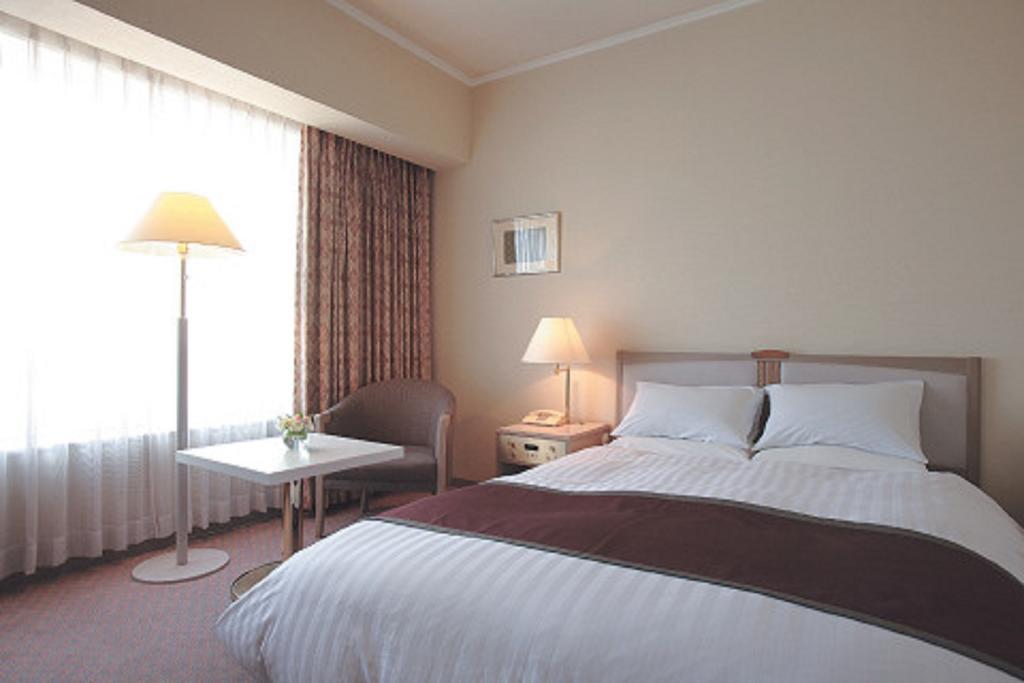 Miyako Hotel Yokkaichi Bagian luar foto